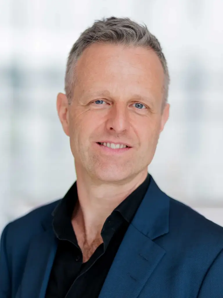 Portraitbild Prof. Dr. Stefan Thomas